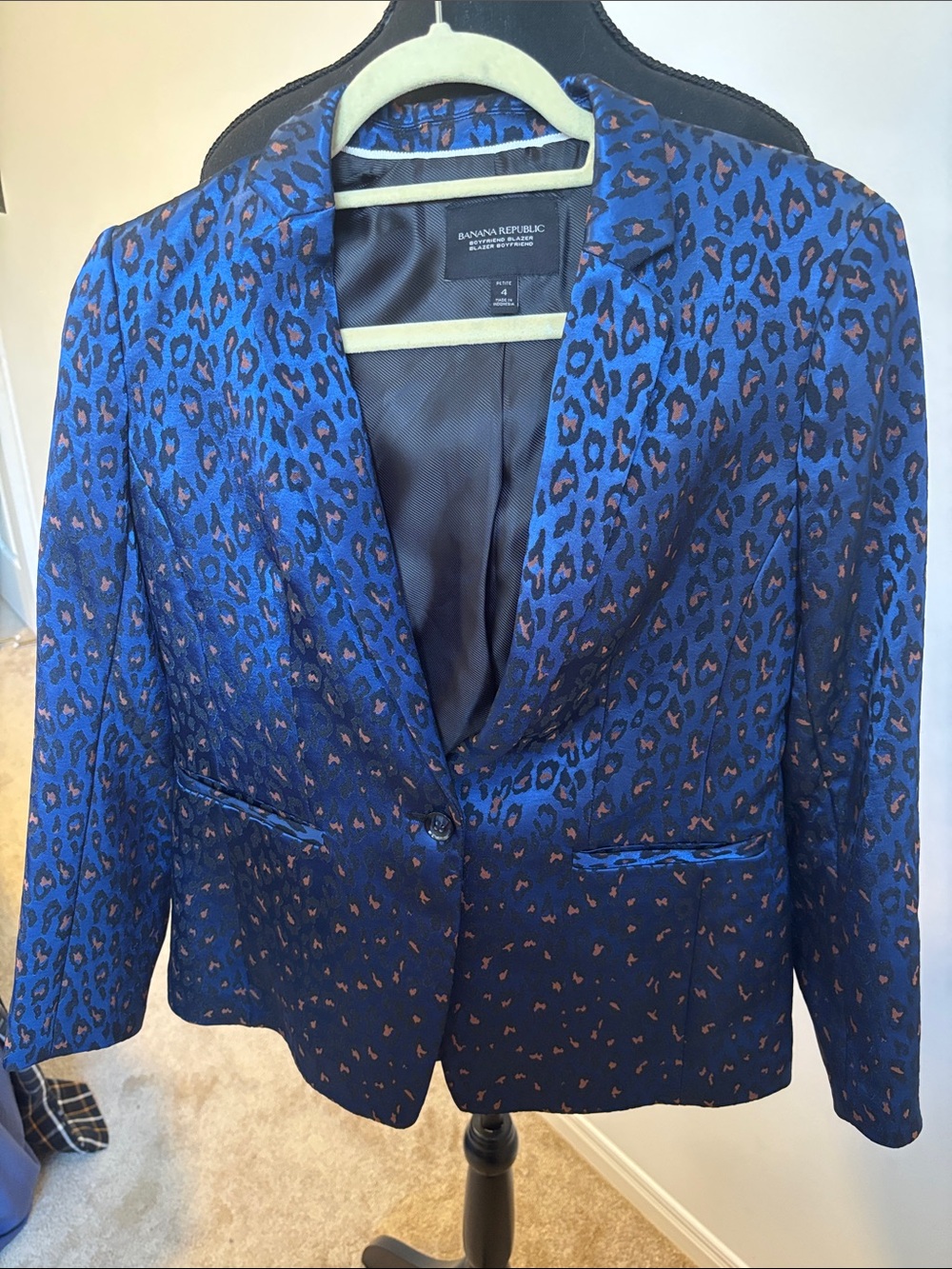 Banana Republic Blue Leopard Jacquard Single-Button Blazer- petite 4